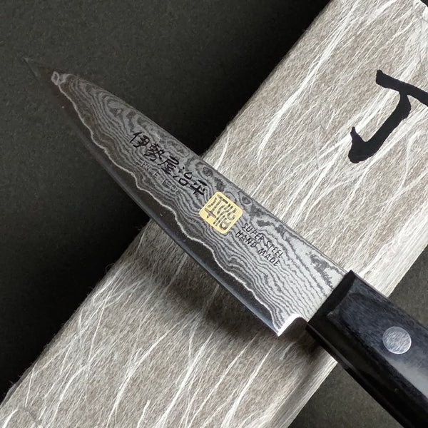 http://japan-knifeshop.com/cdn/shop/products/Iseya-33-Layer-VG10-Damascus-Paring-Japanese-Knife-76mm-G-series_800x.jpg?v=1640707635