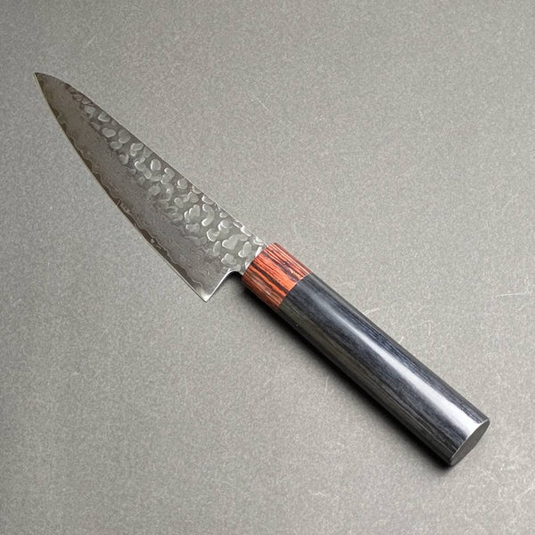 http://japan-knifeshop.com/cdn/shop/products/Iseya-33-Layer-VG10-Damascus-Small-Santoku-Japanese-Knife-135mm-3_800x.jpg?v=1638199326