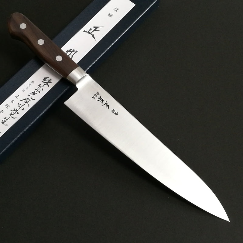 http://japan-knifeshop.com/cdn/shop/products/Masamoto-Professional-Finest-Carbon-Steel-Gyuto-255mm-2_800x.jpg?v=1629899745