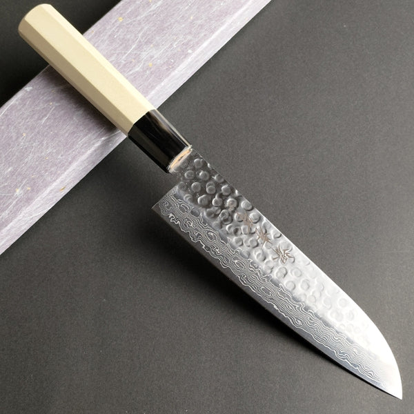 http://japan-knifeshop.com/cdn/shop/products/Sakai-Takayuki-45-Layer-Damascus-Santoku-Knife-180mm-71_800x.jpg?v=1638956794