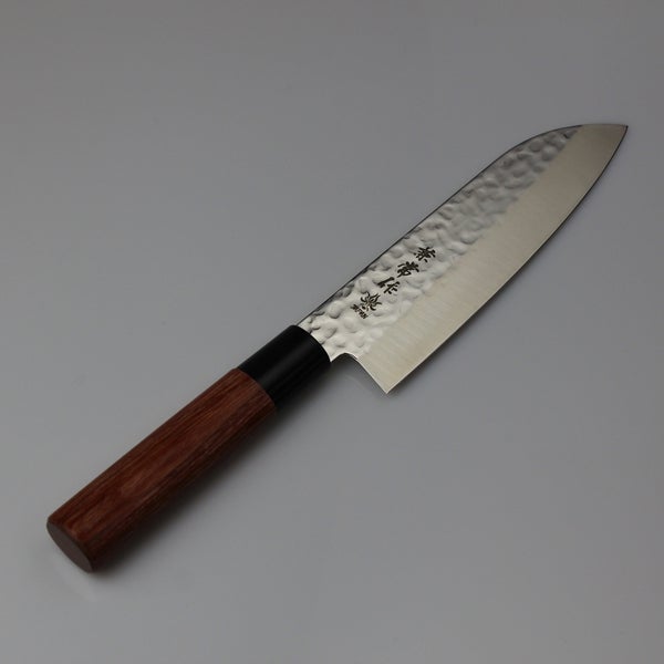 http://japan-knifeshop.com/cdn/shop/products/kanetsune-1k6-stainless-santoku-knife-165mm-kc-952-3_800x.jpg?v=1641630767