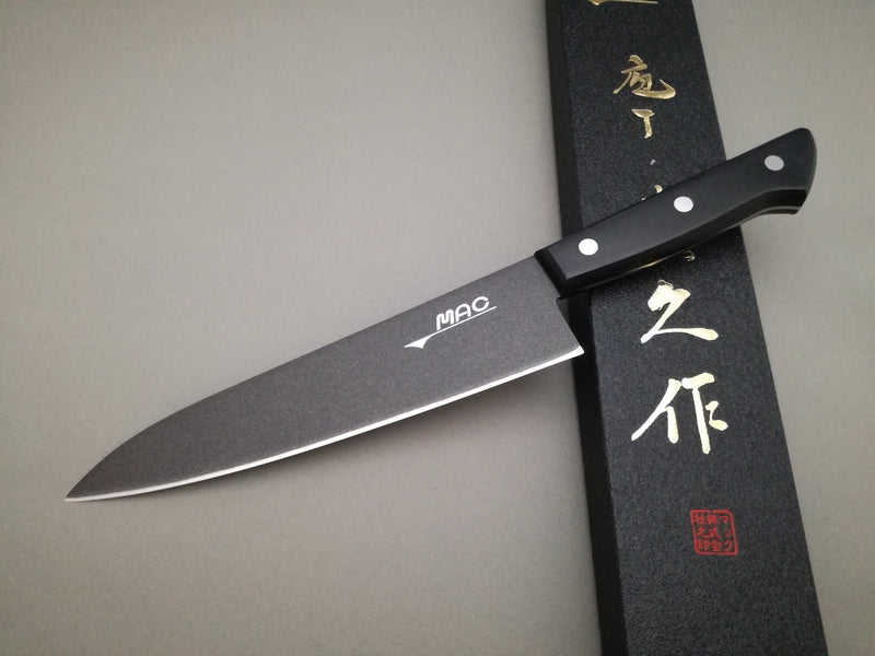 http://japan-knifeshop.com/cdn/shop/products/mac-non-stick-coating-steel-gyuto-chef-knife180mm_800x.jpg?v=1621842832