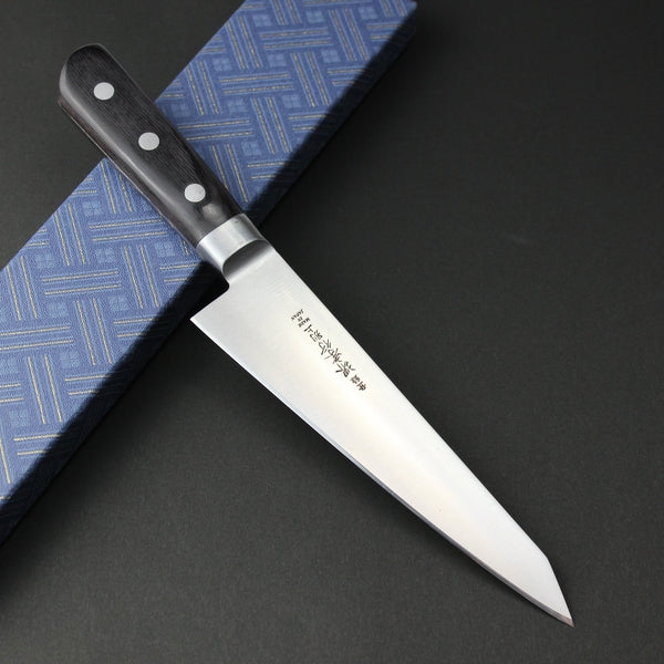 http://japan-knifeshop.com/cdn/shop/products/sakai-takayuki-japanese-steel-boning-honesuki-180mm_800x.jpg?v=1621695080