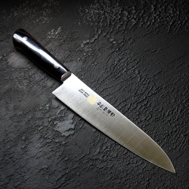 Iseya Molybdenum Gyuto Knife 180mm Black Micarta Handle