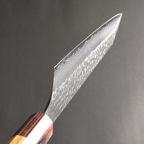 https://japan-knifeshop.com/cdn/shop/products/Sakai-Takayuki-33-Layer-Damascus-Hammered-VG10-Wa-Kengata-Gyuto-Knife-190mm-13_1400x.jpg?v=1639755005