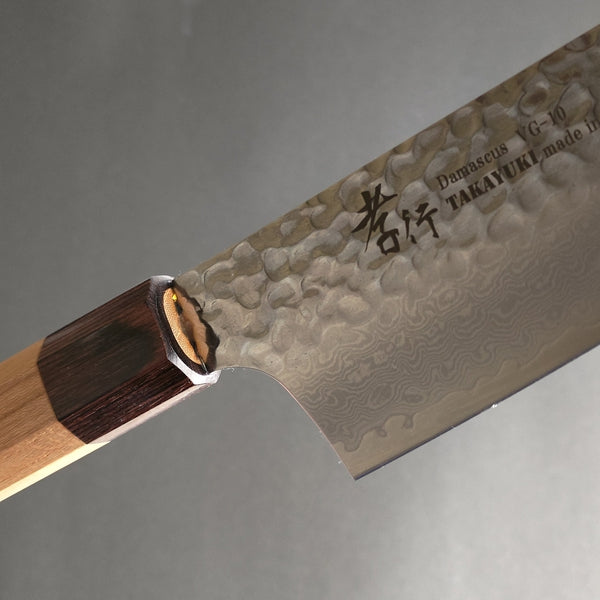 https://japan-knifeshop.com/cdn/shop/products/Sakai-Takayuki-33-Layer-Damascus-Hammered-VG10-Wa-Kengata-Santoku-Knife-160mm-9_1400x.jpg?v=1639151505