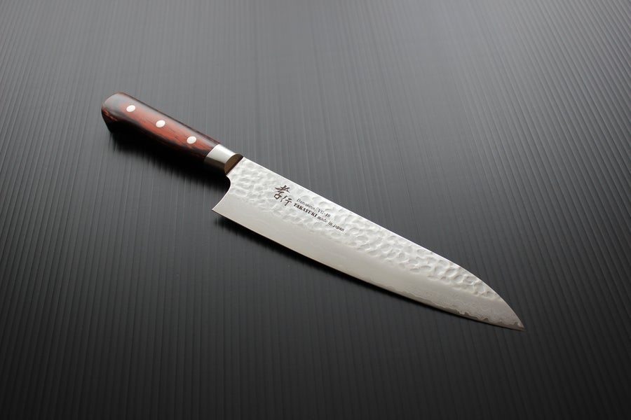 https://japan-knifeshop.com/cdn/shop/products/sakai-takayuki-33-layer-vg10-damascus-gyuto-210mm-82-5_1400x.jpg?v=1641631355
